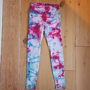Aviator Nation Vibrant Tie-Dye Leggings in Pink and Blue